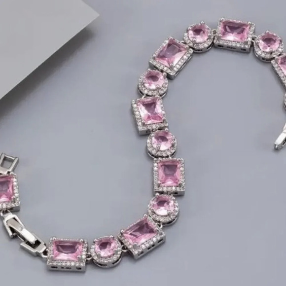 Glittering Pink Zircon 8 inch Bracelet - Exquisite Round Square Design - Picture 3 of 5